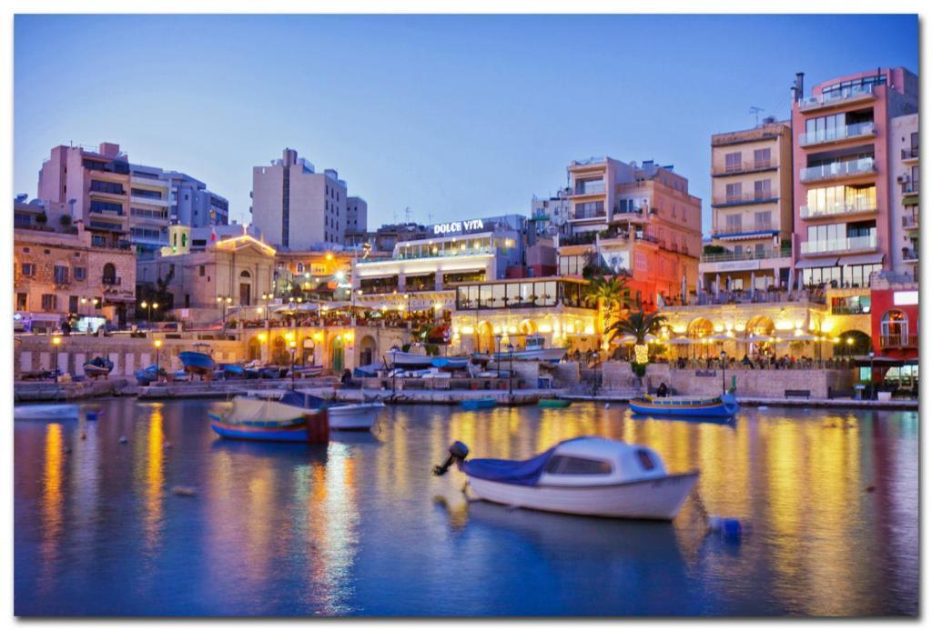 Luxe Apartment With Valletta And Harbour Views スリーマ エクステリア 写真